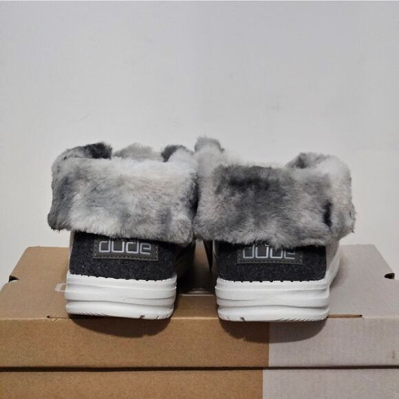 Hey Dude, Womens Booties. Med Gray And Charcoal. Size 9/NIB - Picture 7 of 8